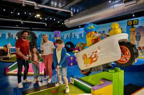 Legoland Windsor offers ‘tee-rific’ free golf to lucky guests ahead of Ryder Cup