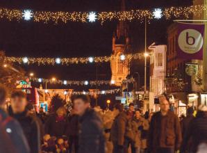 Christmas cheer returns as Marlow hosts traditional late-night event