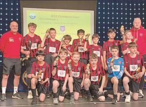 Cookham Dean u12s presented with East Berkshire Division 2 trophies