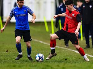 THAMES VALLEY PREMIER LEAGUE: Acrobatic overhead kick not enough for United