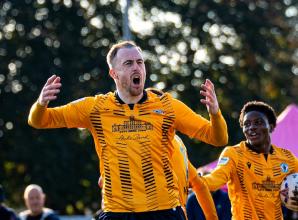 "No one else like him": Fontenelle lauds Davies as Slough march into FA Cup Second Round