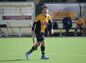 Captain&rsquo;s late goal earns share of spoils for league leaders