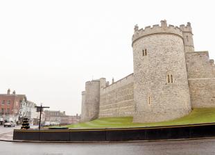 Windsor Castle: Trump and Epstein projection sees arrests over 'malicious communications'