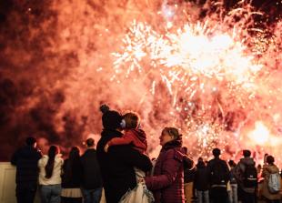 Ascot 'Fireworks Spectacular Family Raceday' returns this weekend