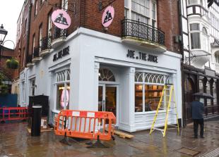 Popular juice bar opens outside Windsor Royal Station 'just in time for Christmas'