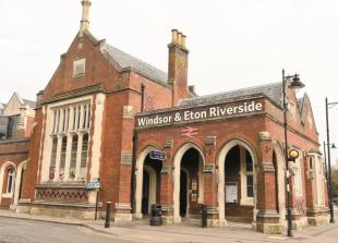 Coroner fears &lsquo;worrying public ignorance&rsquo; after second teenager electrocuted on Windsor train tracks