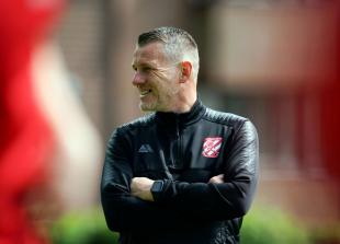 Grant header boosts Heathens while Blues collapse at Welwyn Garden City