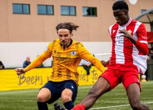 Slough Town's players dig deep for Bath City victory after&nbsp;a bruising few days