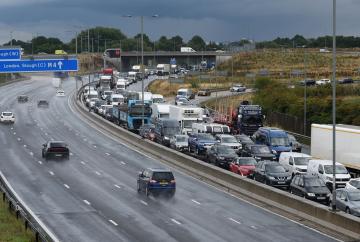 Delays on M4 near Slough after multiple vehicles involved in crash