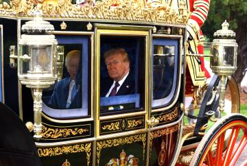 Donald Trump: Windsor state visit begins as eyes of the world watch on