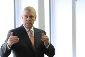 Andrew Mountbatten-Windsor arrested 'on suspicion of misconduct in public office' Andrew Mountbatten-Windsor arrested 'on suspicion of misconduct in public office'