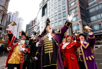 RBWM town crier swaps royal proclamations for Innocent&rsquo;s five-a-day drive