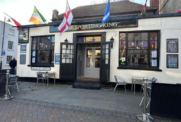 Panel hears Windsor sports bar bid to change licence conditions after facing objections Panel hears Windsor sports bar bid to change licence conditions after facing objections