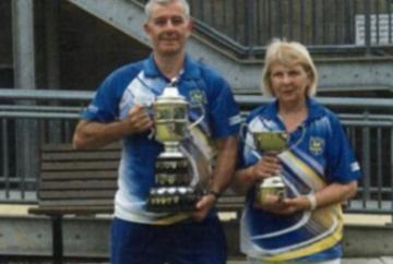 Keith Roper and Gina Braddock become Desborough Bowls Club champions