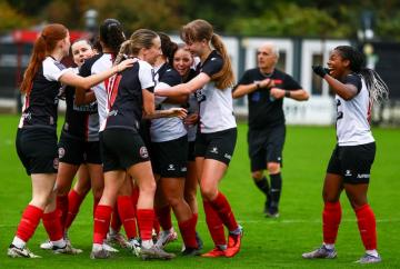 Harper's last-minute heroics fire Magpies to vital victory at York Road Harper's last-minute heroics fire Magpies to vital victory at York Road