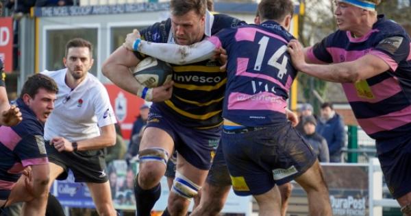 Skipper&rsquo;s brace helps Hawks win crunch encounter