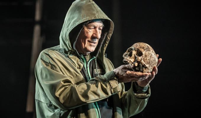 REVIEW: Sir Ian McKellen in Hamlet at Theatre Royal Windsor 