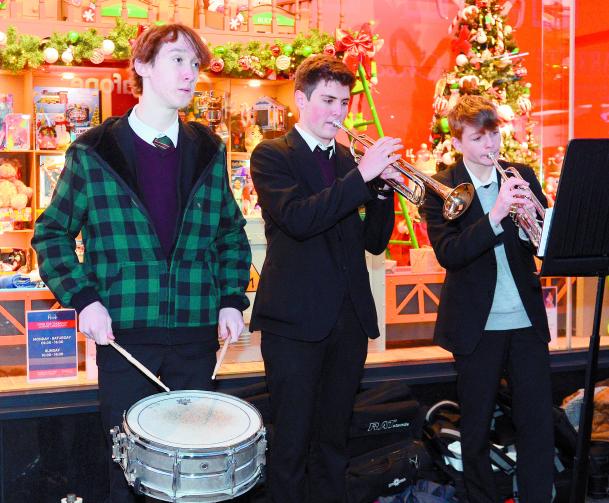 Shoppers flock fo Daniel Department Store before lockdown for Christmas