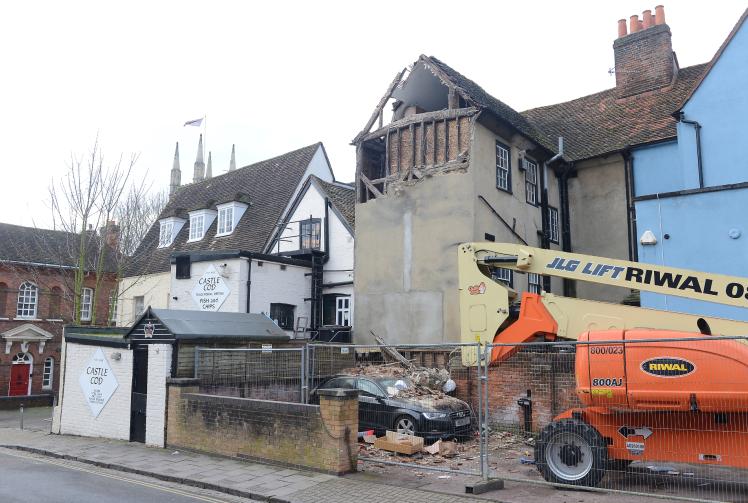 Partial collapse of historic building near Windsor Castle 