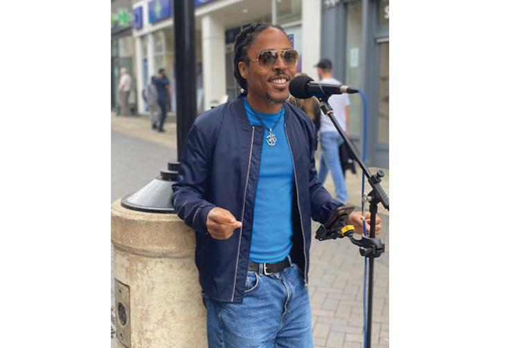 Busker left disappointed as council objects to live performance at Windsor pub