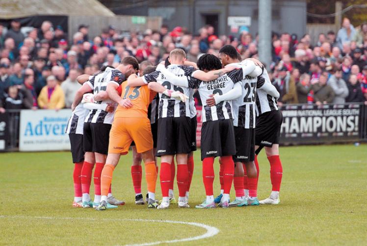 Maidenhead United players raring to return in front of York Road faithful
