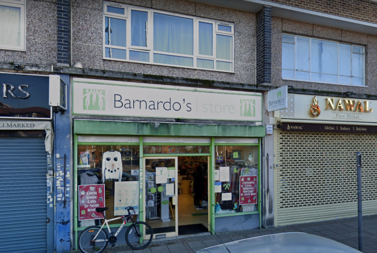 Pair fined for fly-tipping after leaving donations outside charity shop