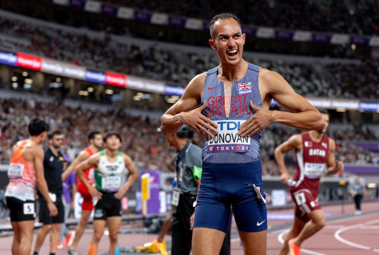 "Be Brave": Donovan's gutsy run sends him through to World Champs semis