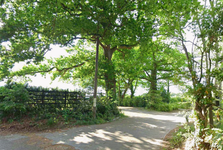 Problem path in field by Taplow mansion 'not immune' from enforcement, inspector warns