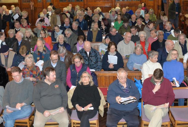 Fire station closure plans built on blancmange, says Henley MP