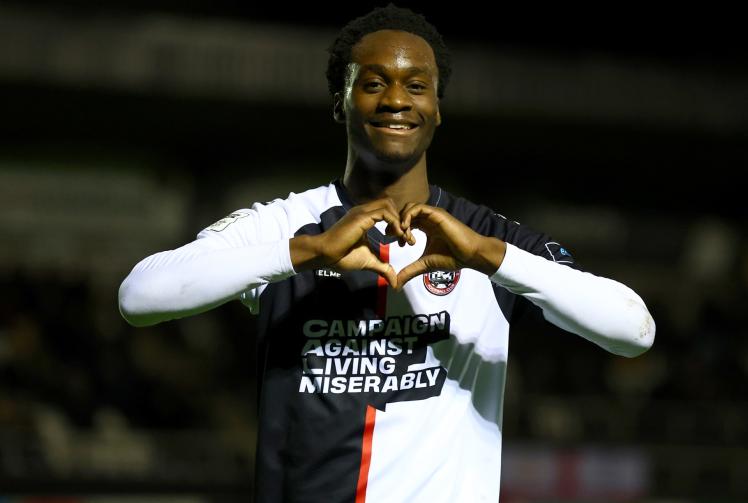 Magpies soar to sixth as Gosney's heroics spare Totton an even heavier defeat