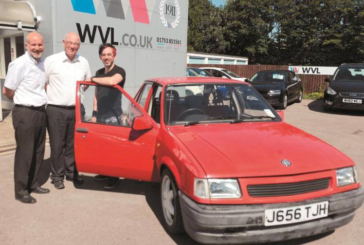 Car nut drives vintage Vauxhall Nova 'home' in 400 mile roadtrip