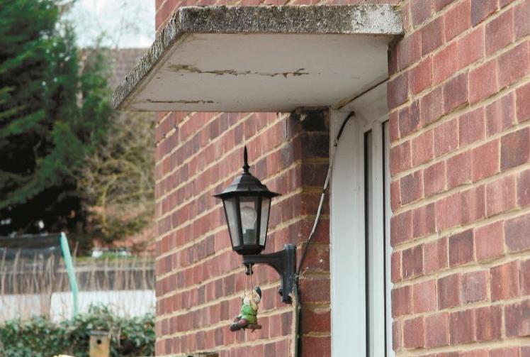 Warning issued over rise in Nottingham Knockers in Windsor Photo 1 of