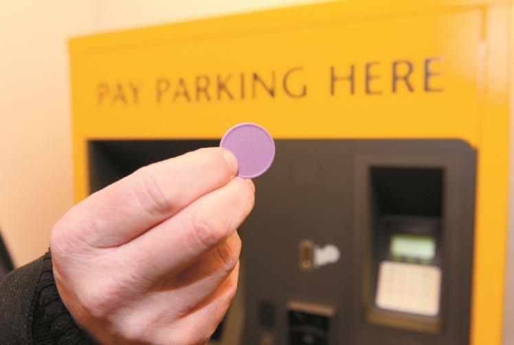 Council replaces Windsor's River Street car park machines following alleged Advantage Card fraud