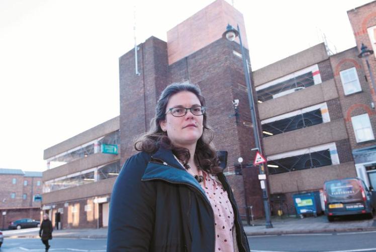 Frustrated resident hits out at state of Windsor's car park machines