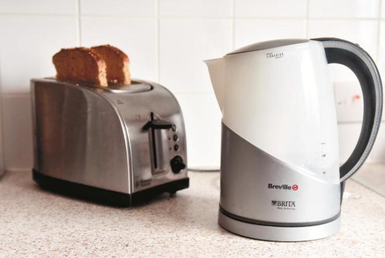 Windsor and Maidenhead residents hit out at council waste collectors