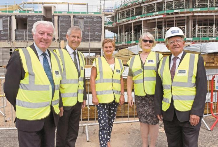 Louis Baylis Trust hands out more than &pound;80,000 to charities