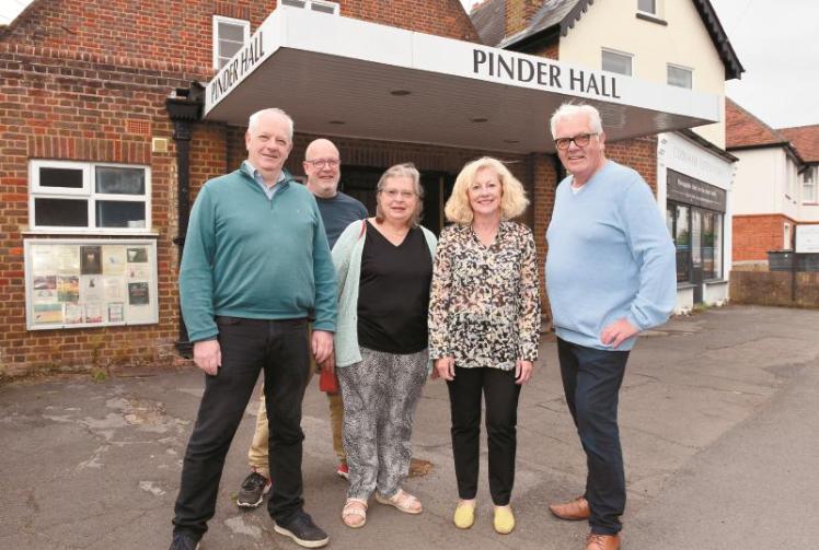 Cookham Festival donates more than £6,000 to Pinder Hall renovation project
