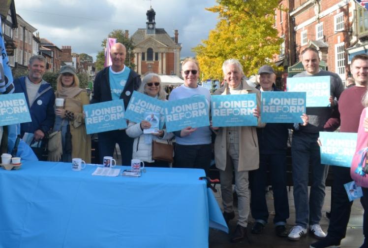 ‘Farage is no Nazi,’ says fashion designer at stall