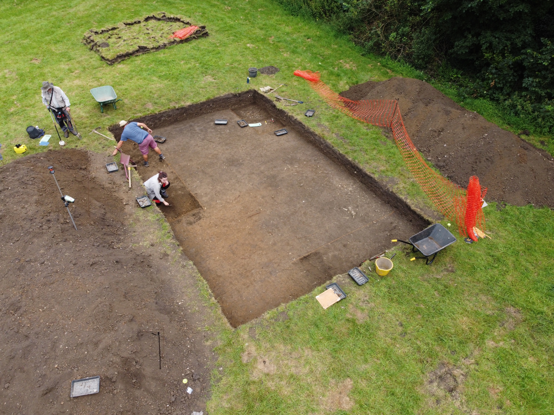 The excavation taking place. Picture from University of Reading.